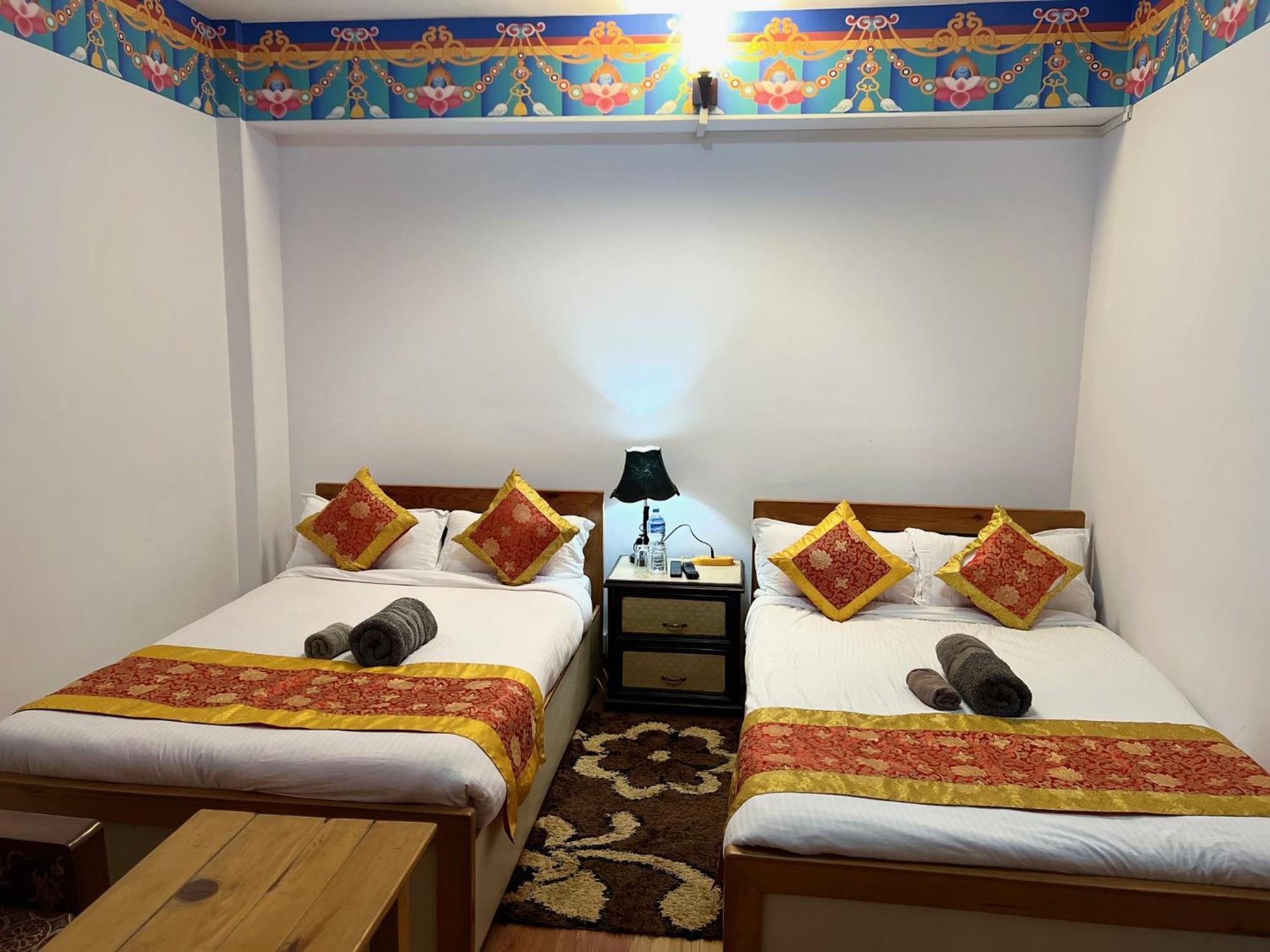 The Boudha Inn Катманду Екстериор снимка
